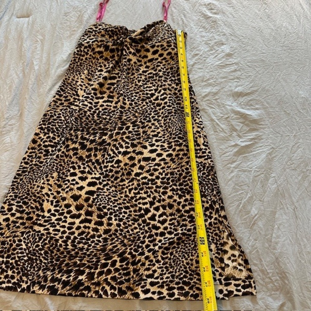 BCBG Leopard Print Dress, Twist Front, Sleeveless, Knee Length, Sexy Party - Picture 7 of 7